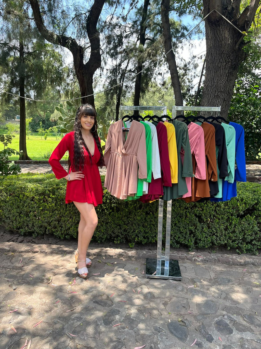 Vestido short maga larga